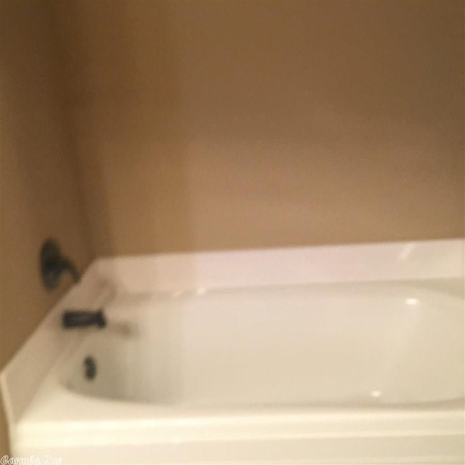 303 Crossing Ct, Bryant, AR 72022 photo 23
