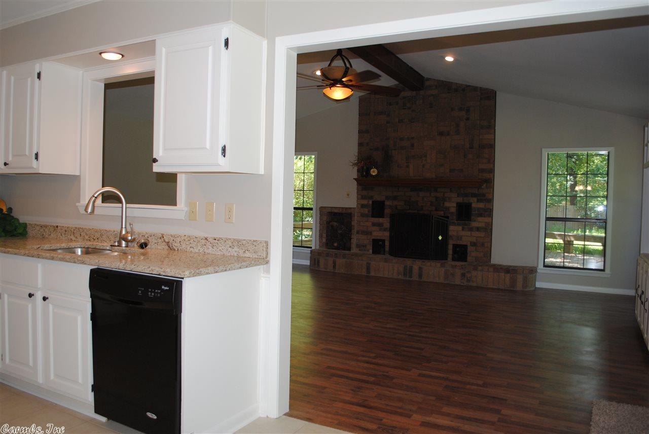 8 Hallous St, Conway, AR 72032 photo 11