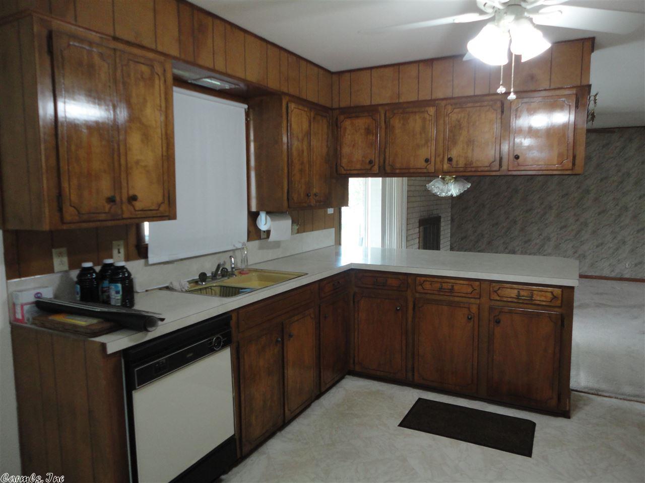 2235 Mchenry Cir, Malvern, AR 72104 photo 8