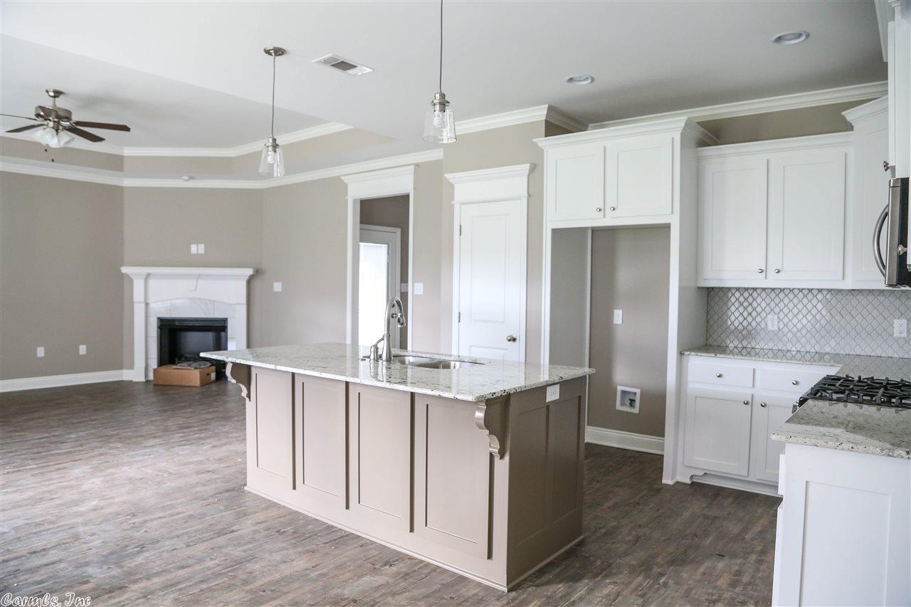 320 Prospect Park Loop, Bryant, AR 72022 photo 6