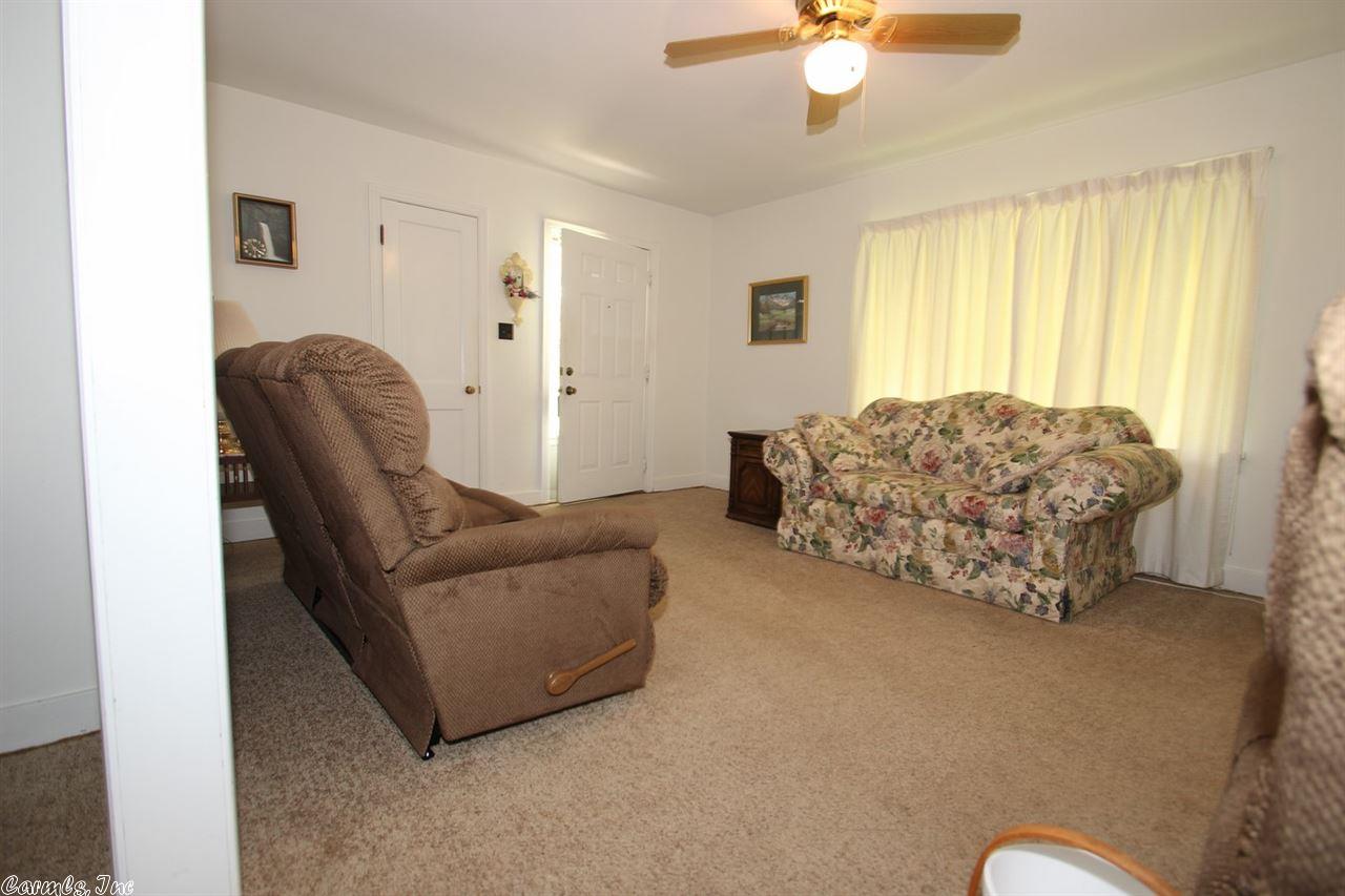 801 Poplar, Benton, AR 72015 photo 3
