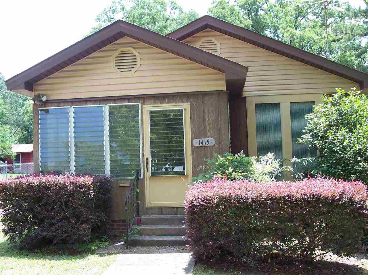 1415 Pine Bluff St, Malvern, AR 72104 photo 1