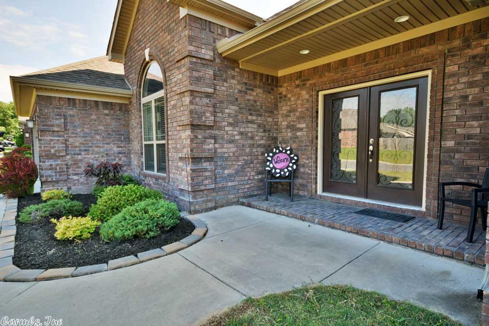 145 Cedar Creek Cv, Cabot, AR 72023 photo 2