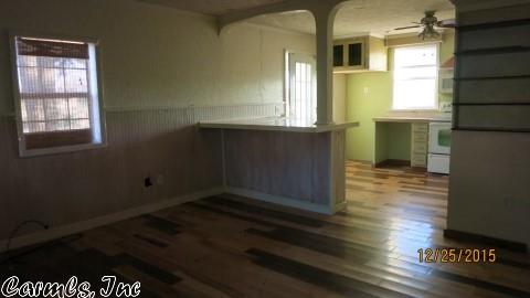 210 Jay St, Melbourne, AR 72556 photo 5