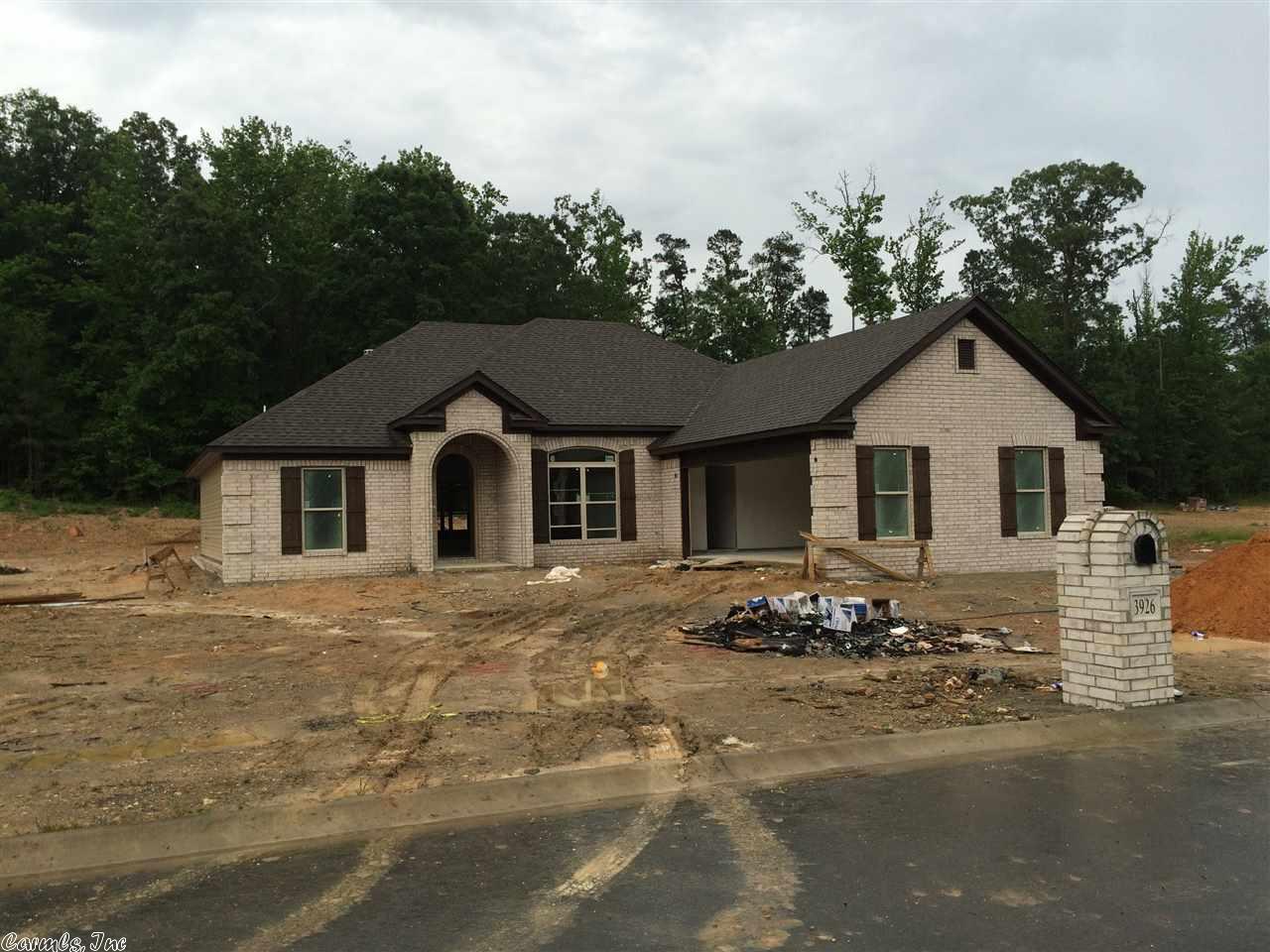 3926 Hampton Dr, Benton, AR 72019 photo 1