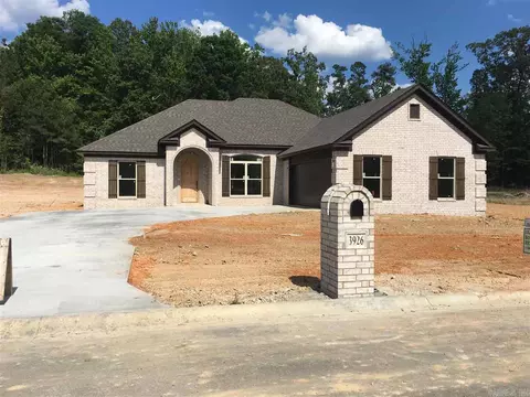 3926 Hampton Dr, Benton, AR 72019 photo 1
