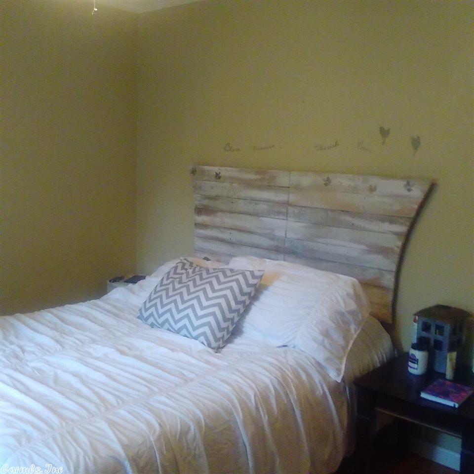 562 Harpling Rd, Donaldson, AR 71941 photo 9