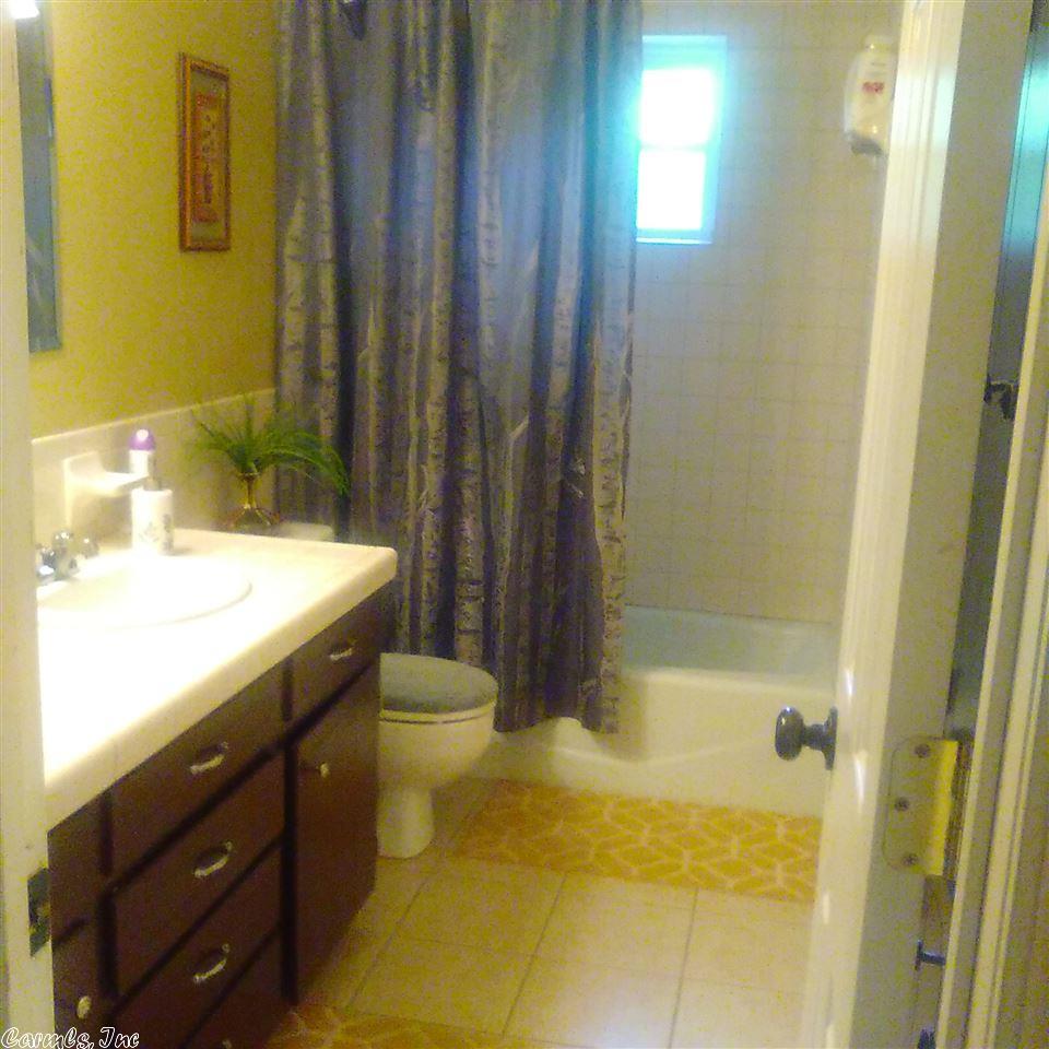 562 Harpling Rd, Donaldson, AR 71941 photo 10