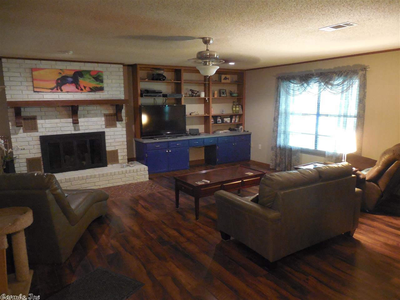 1500 Red Oak Ln, Pine Bluff, AR 71603 photo 12