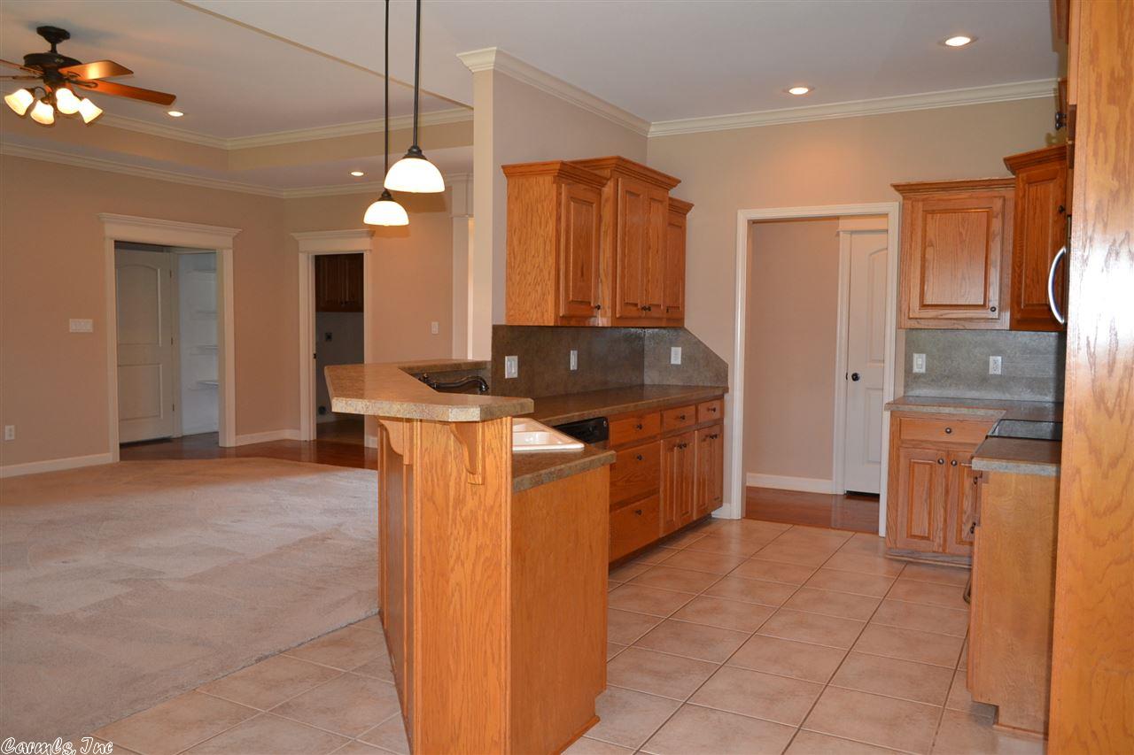 2618 Redcliff Dr, Benton, AR 72019 photo 8