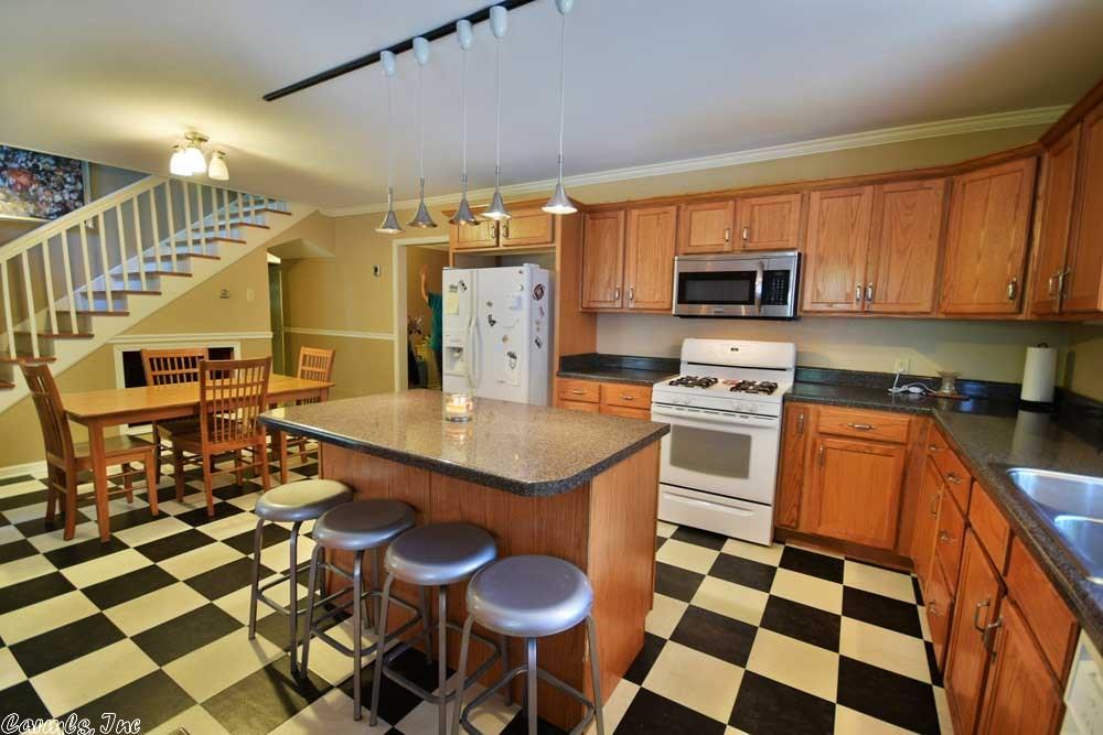 1922 Independence St, Conway, AR 72034 photo 5