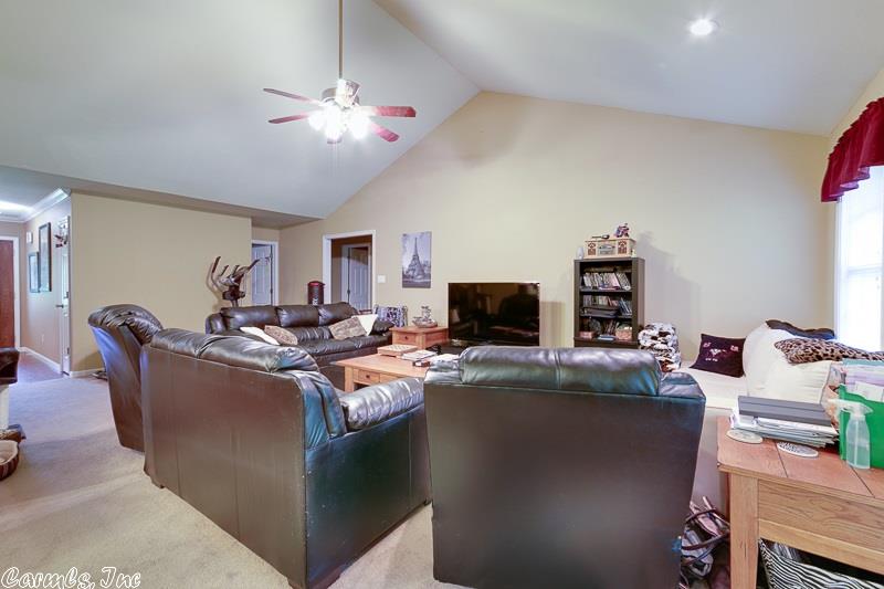 305 Hunt, Cabot, AR 72023 photo 11