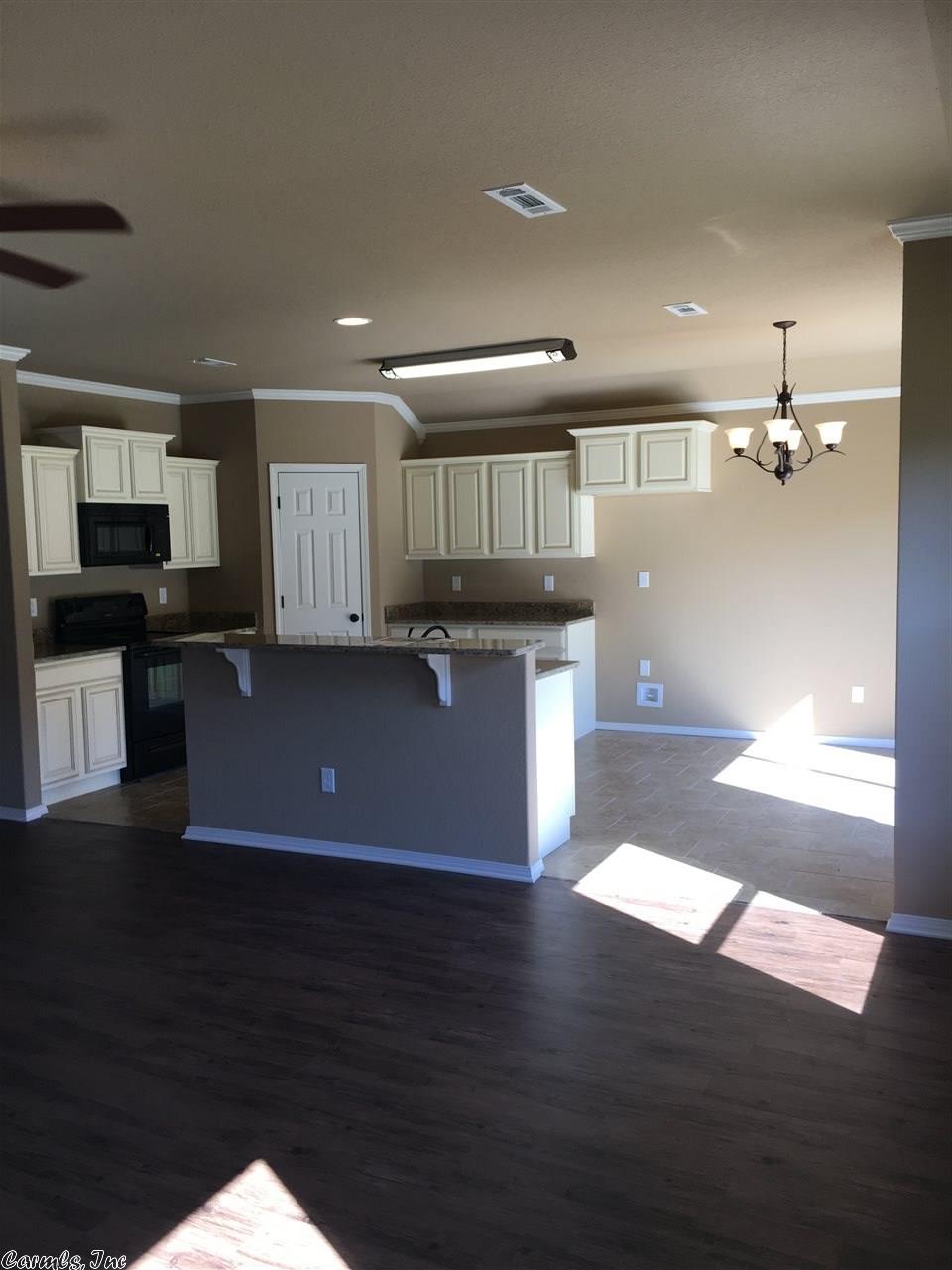 1105 Crossing Loop, Bryant, AR 72022 photo 10