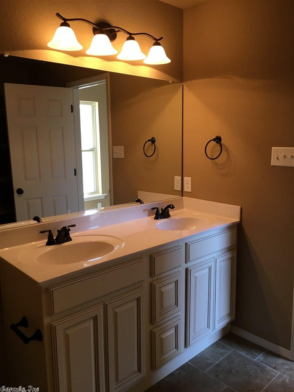 1105 Crossing Loop, Bryant, AR 72022 photo 16