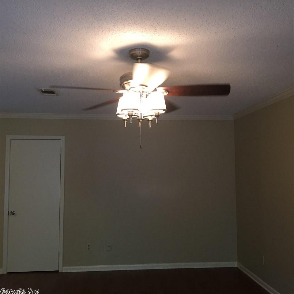 6301 Thrasher St, Pine Bluff, AR 71603 photo 3