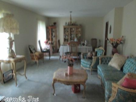 3913 Little John Dr, Pine Bluff, AR 71603 photo 2
