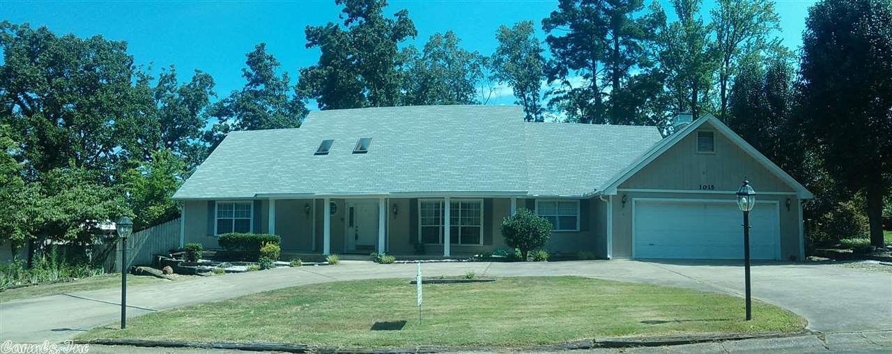 1015 Pinewood Dr, Benton, AR 72019 photo 1