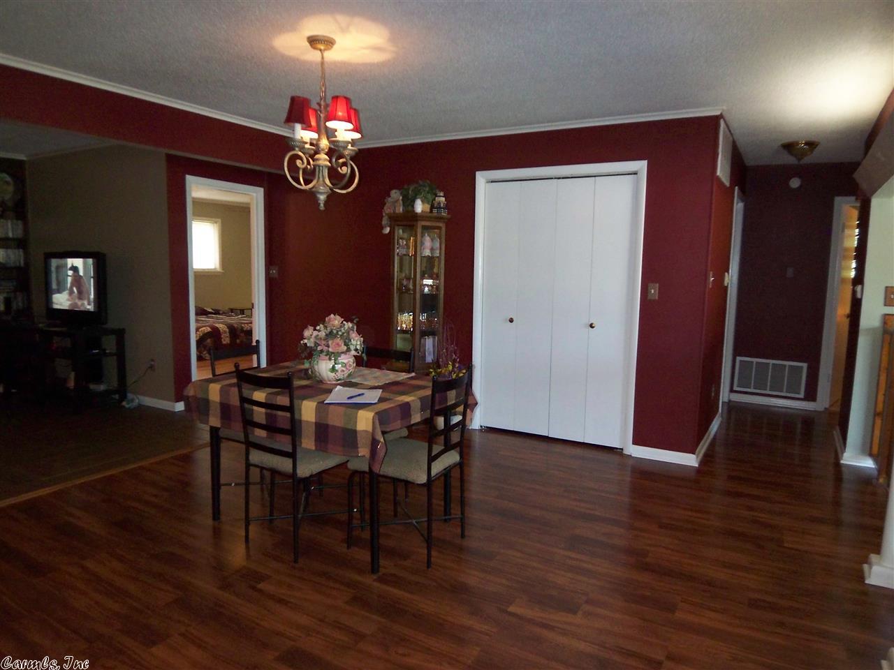619 Pearl, Benton, AR 72015 photo 14