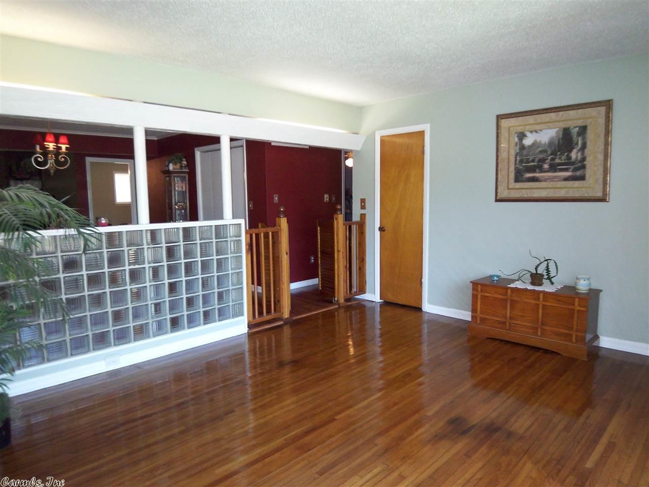 619 Pearl, Benton, AR 72015 photo 12
