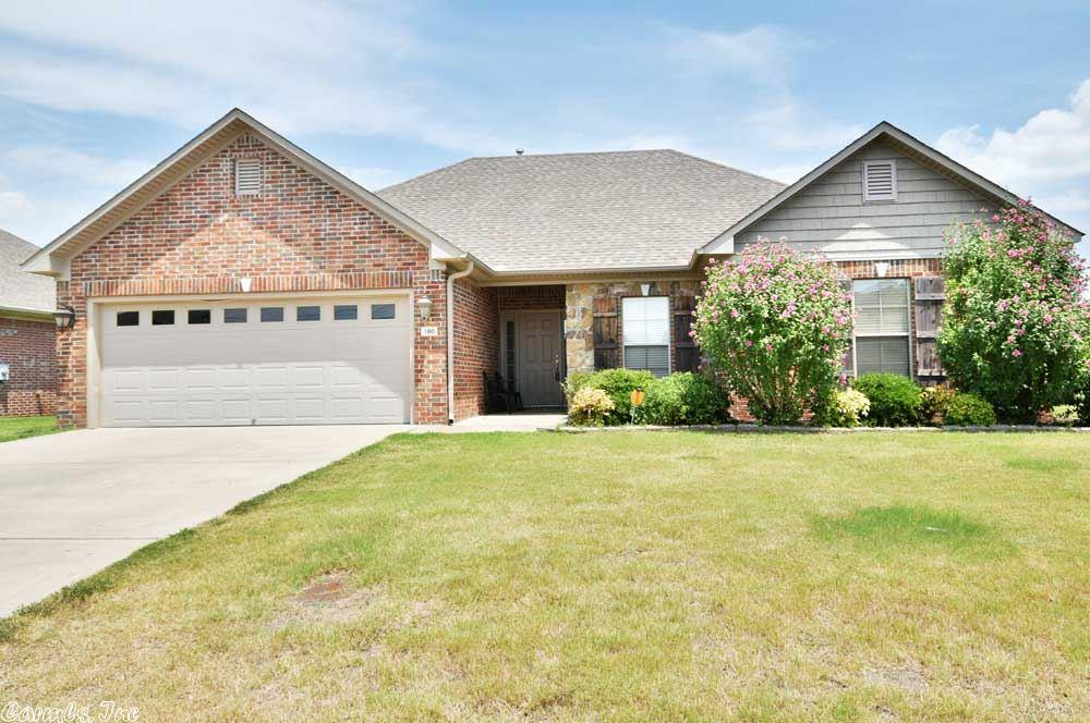 180 Four Winds Dr, Conway, AR 72034 photo 1