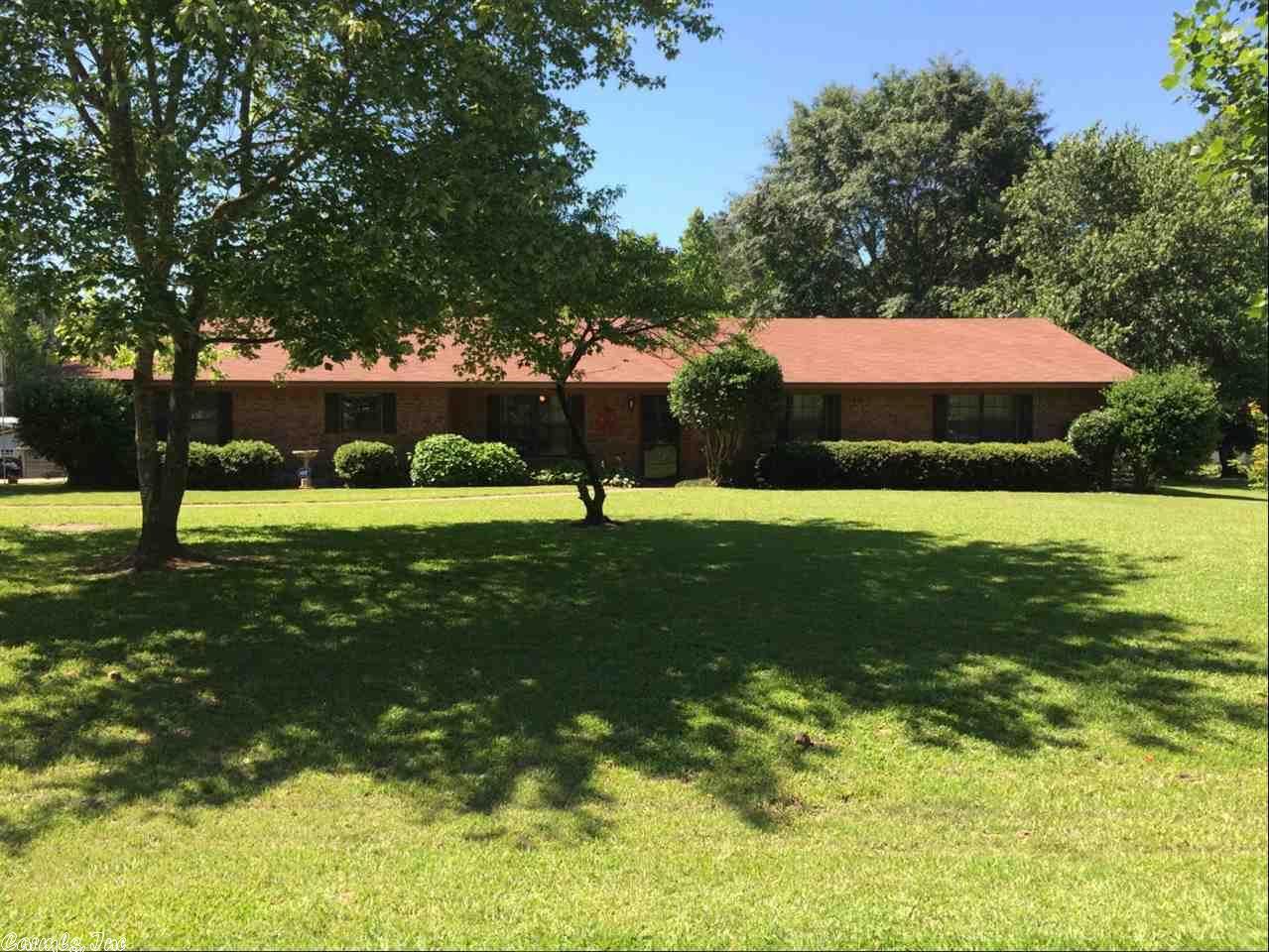 2222 Meadowpond Trl, White Hall, AR 71602 photo 1