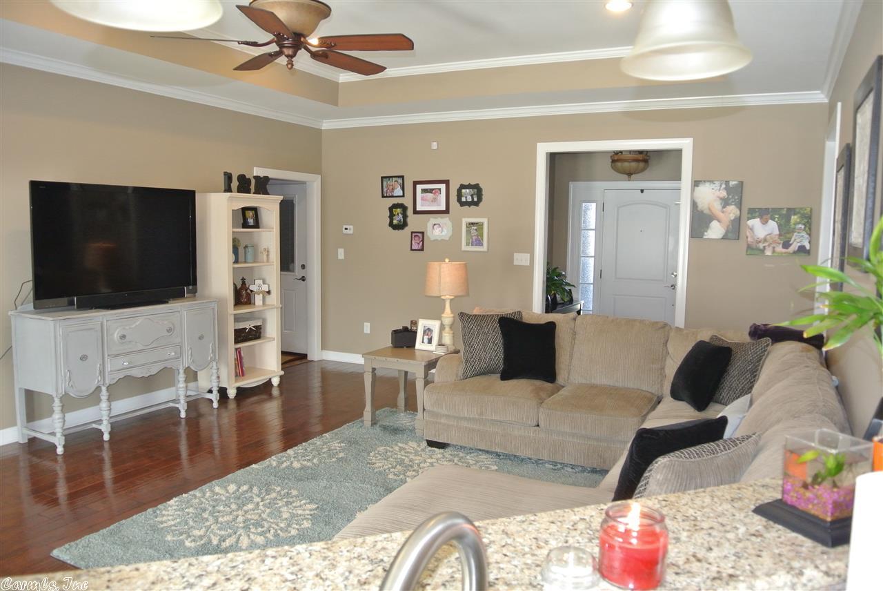 1195 Oak Glenn Loop, Bryant, AR 72022 photo 3