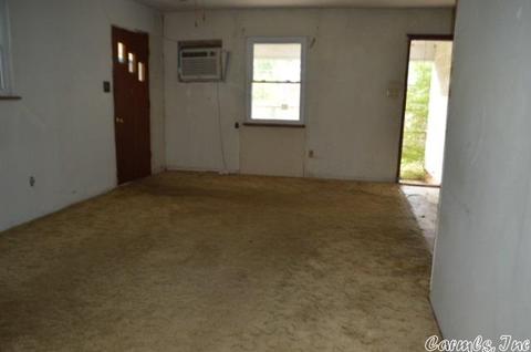 614 Hicks St, Lonoke, AR 72086 photo 8