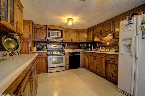 449 Reedy, Conway, AR 72034 photo 12