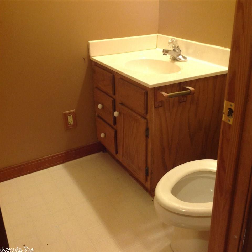 855 E Hwy 16, Clinton, AR 72031 photo 10