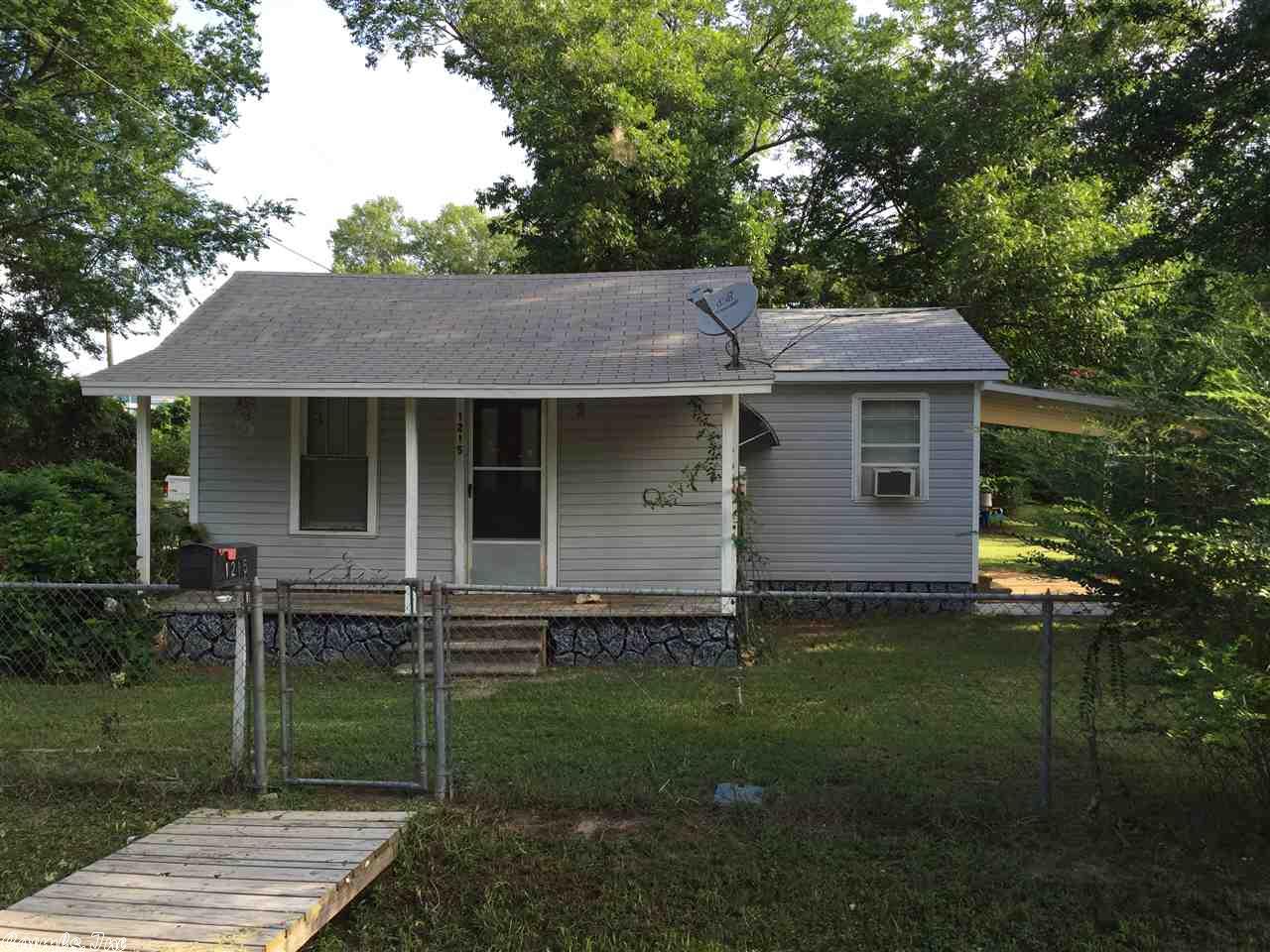 1215 Henry St, Benton, AR 72015 photo 1