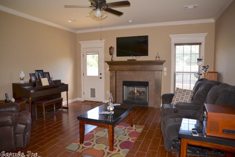 47 Oak Tree Cir, Conway, AR 72032 photo 5