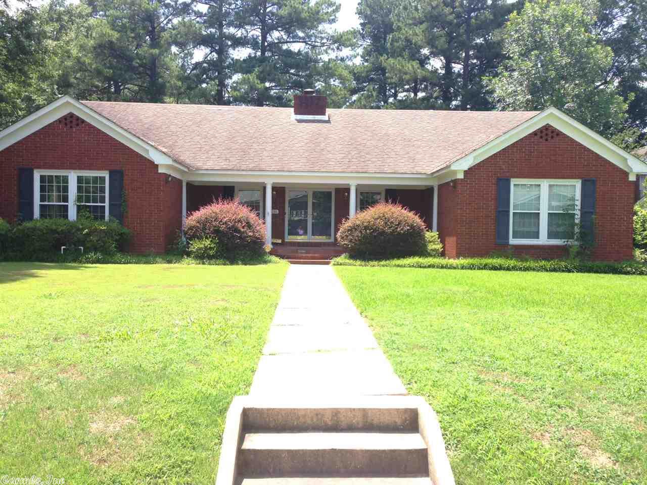 4216 S Cherry St, Pine Bluff, AR 71603 photo 2