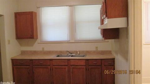 2805 W 27, Pine Bluff, AR 71603 photo 7