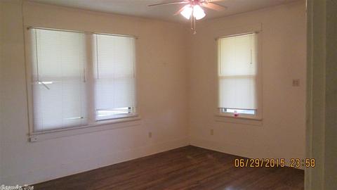 2805 W 27, Pine Bluff, AR 71603 photo 13