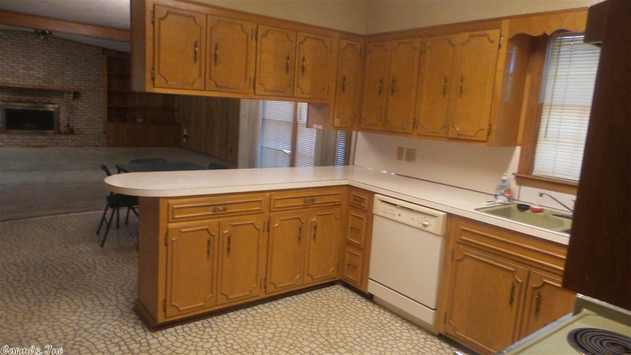 2300 Forest Knoll Dr, Pine Bluff, AR 71603 photo 10