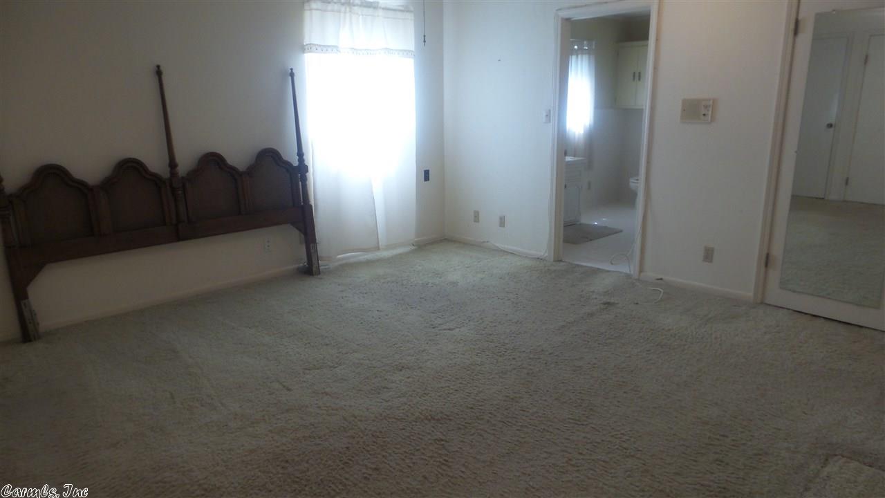 2300 Forest Knoll Dr, Pine Bluff, AR 71603 photo 21