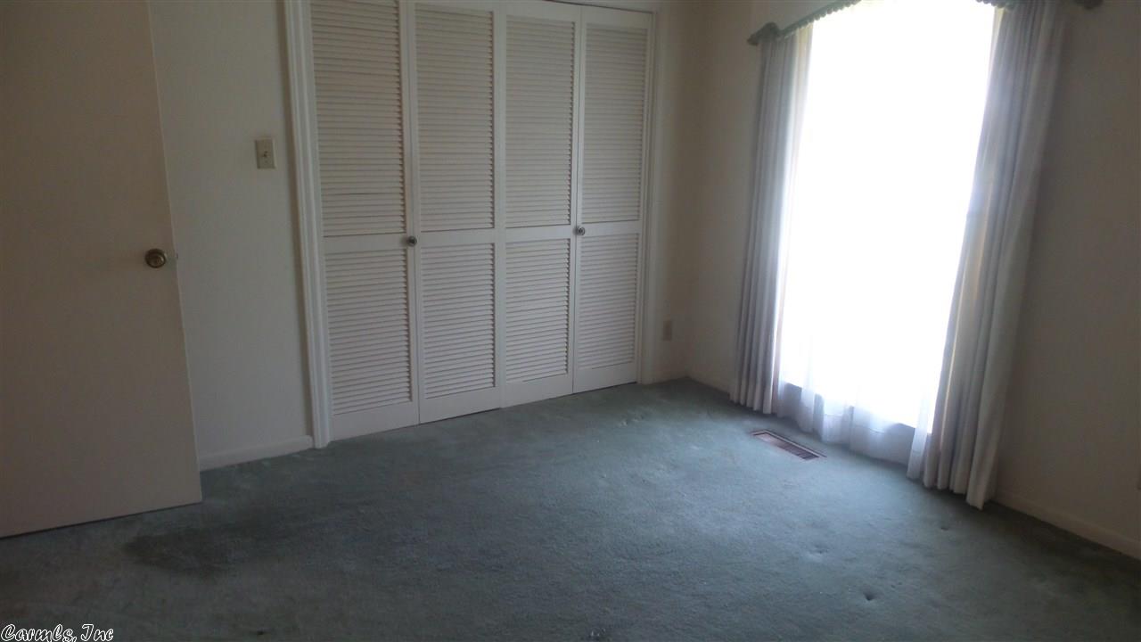 2300 Forest Knoll Dr, Pine Bluff, AR 71603 photo 15