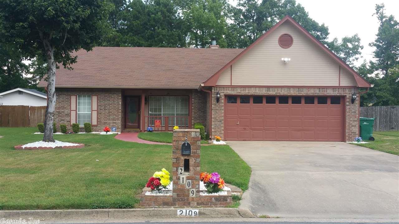 2109 Windsor Colony Dr, Pine Bluff, AR 71603 photo 1