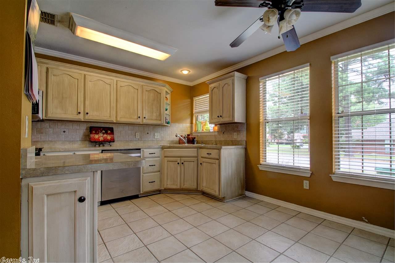 1740 Drury Ln, Conway, AR 72034 photo 12