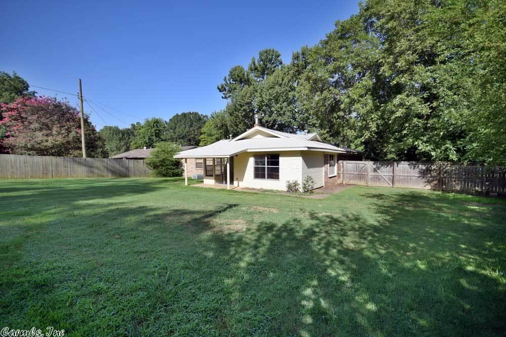1318 Sunset, Conway, AR 72034 photo 39