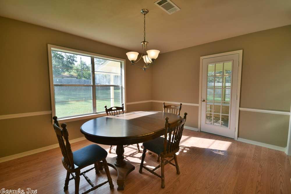 1318 Sunset, Conway, AR 72034 photo 11