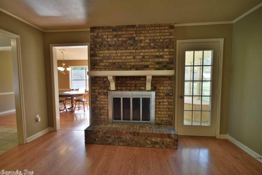 1318 Sunset, Conway, AR 72034 photo 5