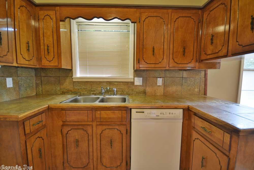1318 Sunset, Conway, AR 72034 photo 18