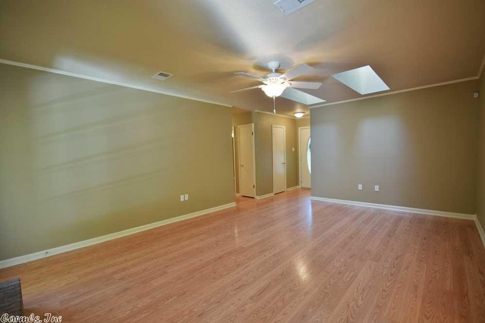 1318 Sunset, Conway, AR 72034 photo 7