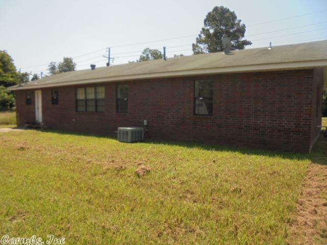 305 E Cedar St, Brinkley, AR 72021 photo 12