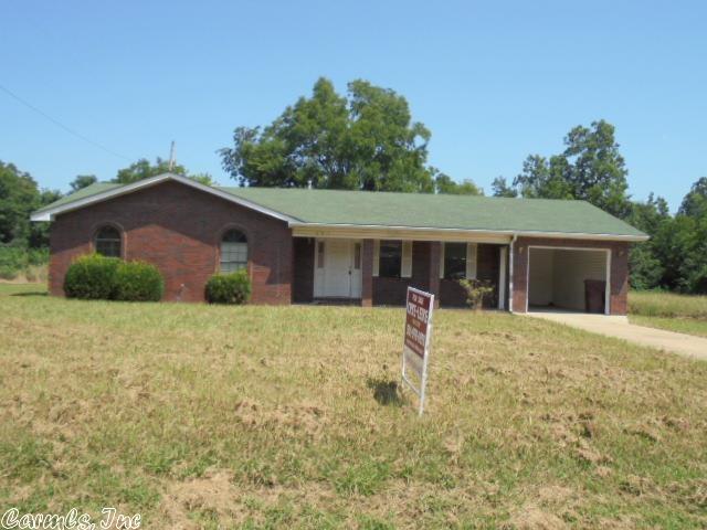 305 E Cedar St, Brinkley, AR 72021 photo 1
