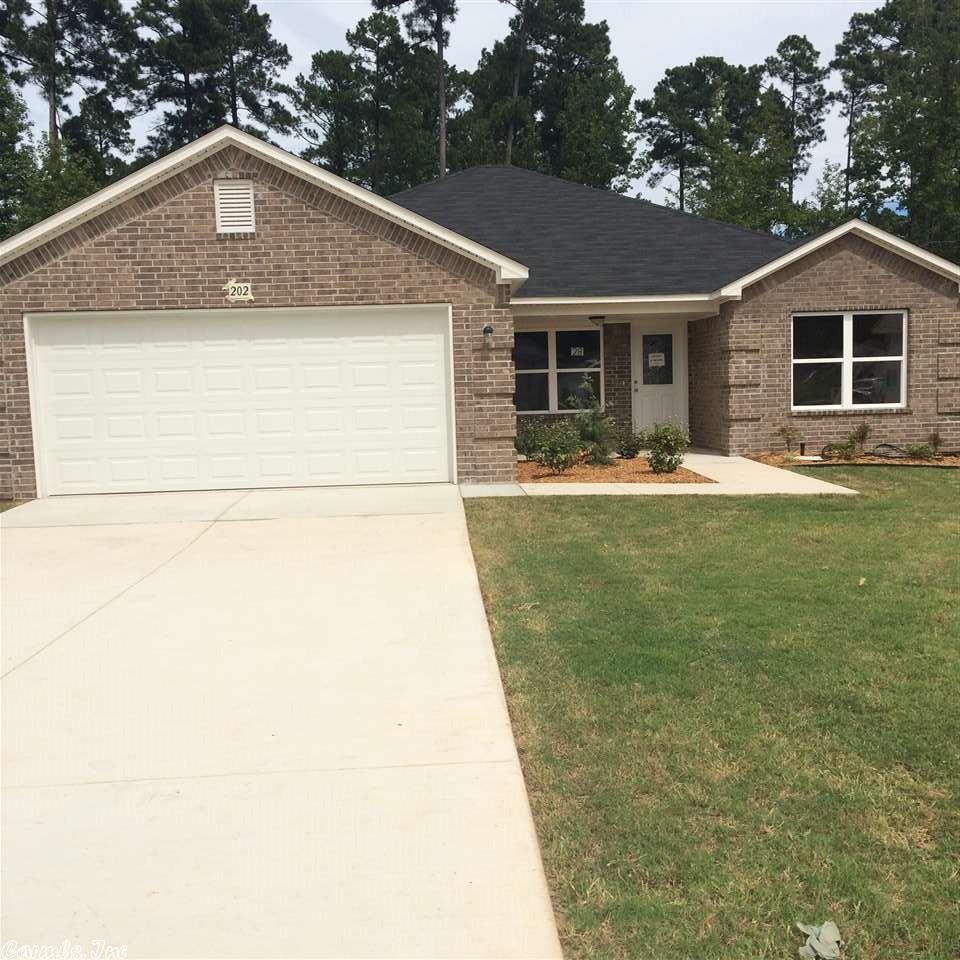 202 Crossing Pl, Bryant, AR 72022 photo 1