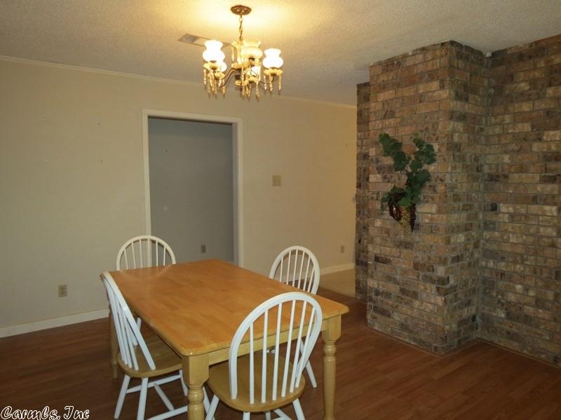 10831 Jacks Rd, Pine Bluff, AR 71603 photo 6