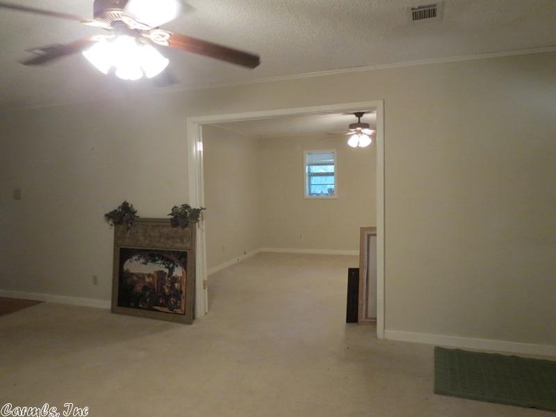 10831 Jacks Rd, Pine Bluff, AR 71603 photo 3