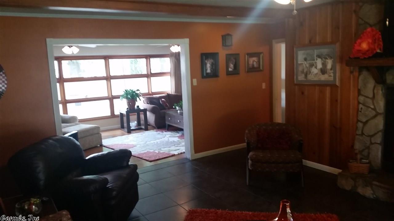 345 Thomas St, Trumann, AR 72472 photo 6